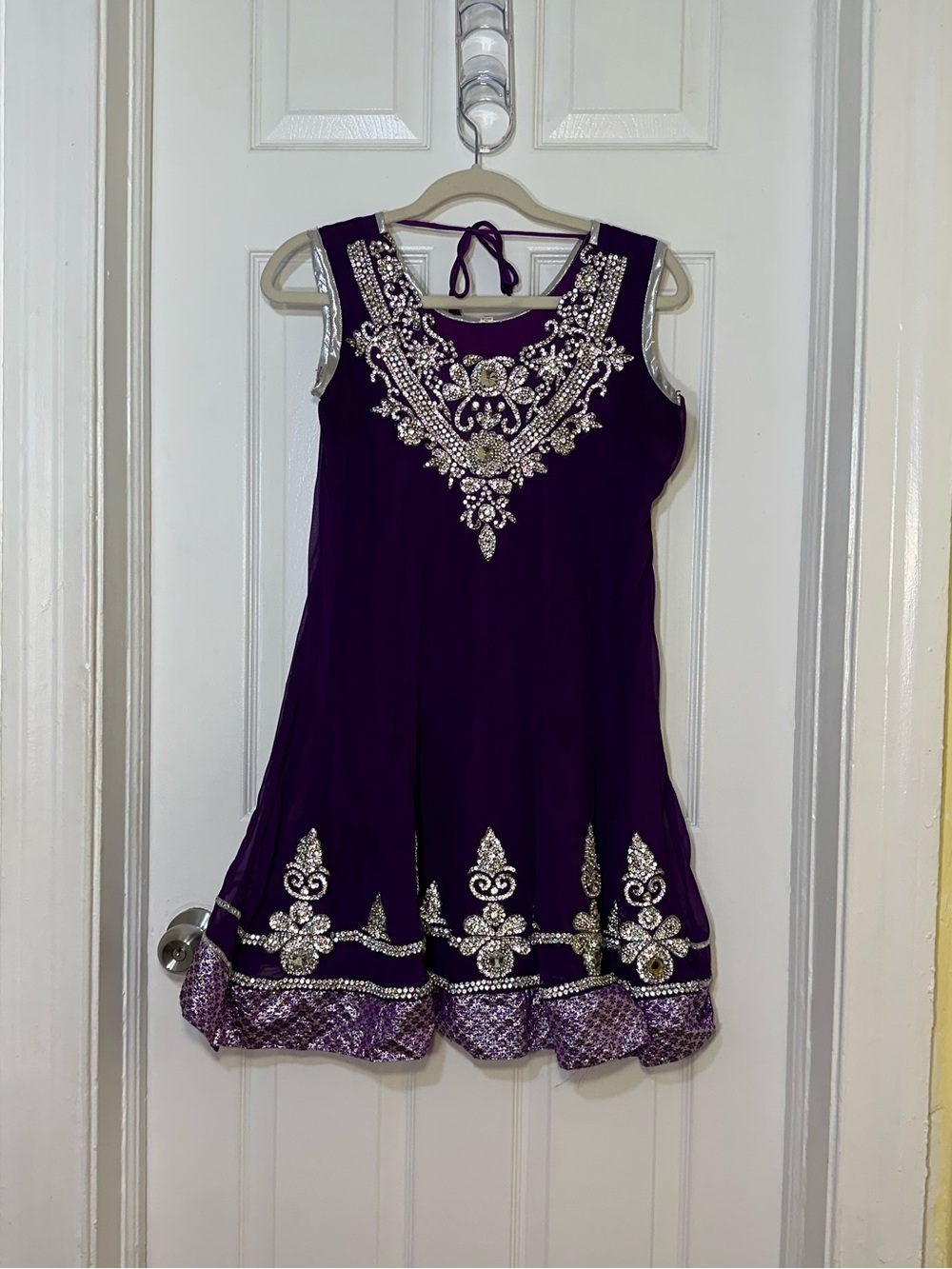 Pakistani Purple and Silve 3-Piece Salwar Kameez Set | Embellished Formal Outfit